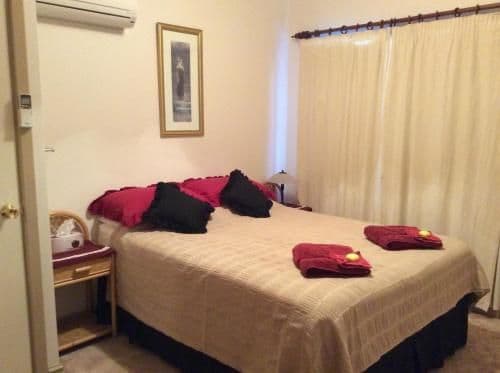 Queen Room - Separate Bathroom