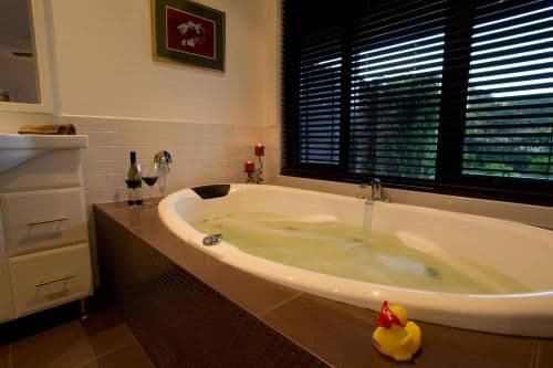 Luxury Queen Room with Spa Bath
