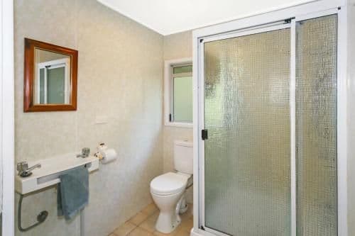 Two-Bedroom Cottage - Hideaway