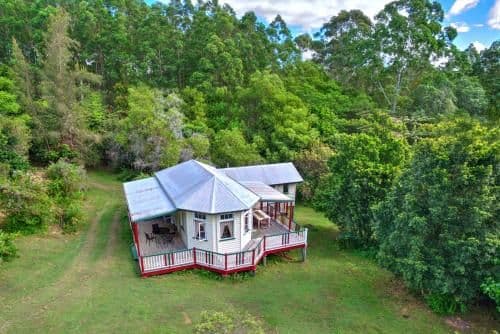 Two-Bedroom Cottage - Hideaway