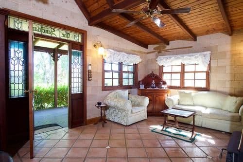 One-Bedroom Cottage