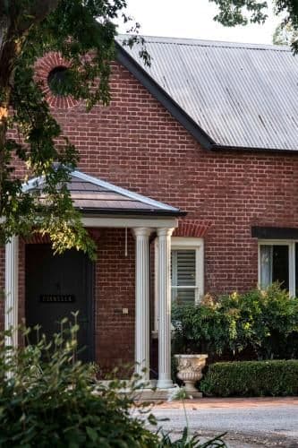 Four-Bedroom House - Evanslea House