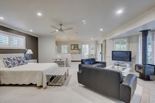 Deluxe Villa - Orchard Cottage