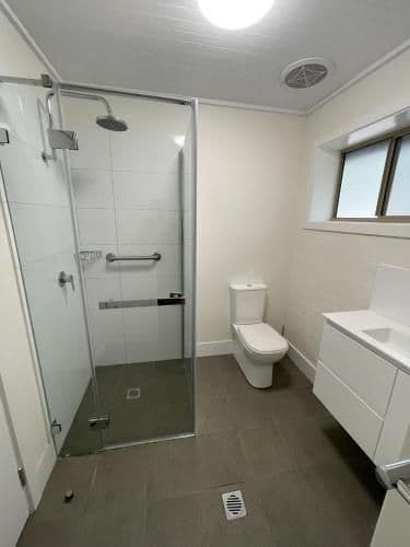 Superior Cottage with One Queen Bed and Two Single Beds (4 Guests)