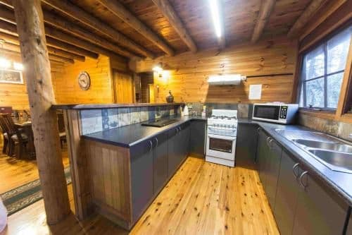 Deluxe Cottage with Hot Tub