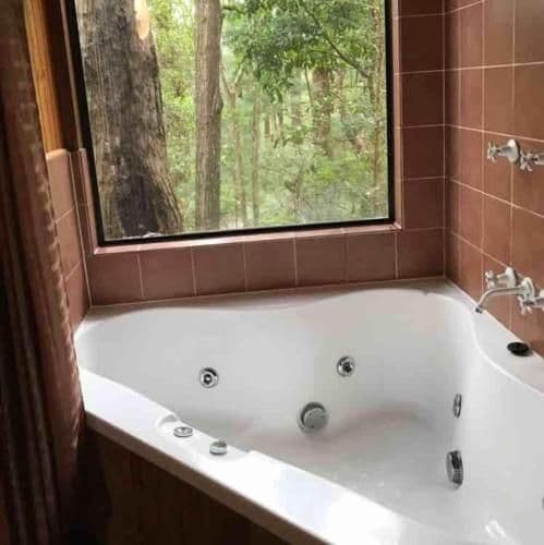 Twin Chalet with Spa Bath