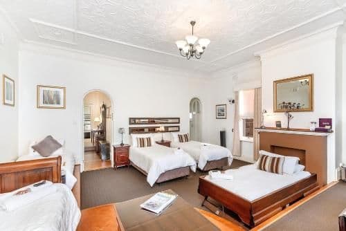 Deluxe Family Suite