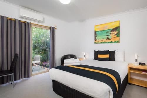 Suite with Courtyard