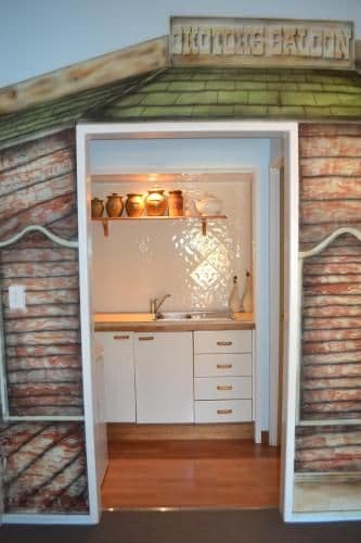 One-Bedroom - Suite C