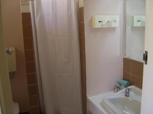 Budget Queen Room
