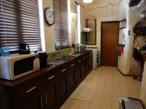 Two-Bedroom Two-Bathroom House - Ungerground