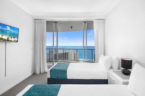 Premium Two-Bed Two-Bathroom Ocean View Apartment
