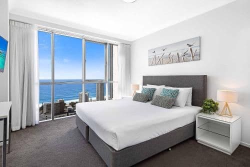 Premium Two-Bed Two-Bathroom Ocean View Apartment