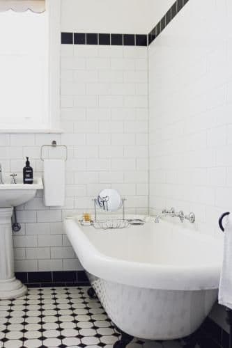 Two-Bedroom Suite - Lightkeeper's B&B Suite