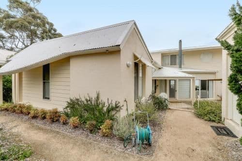Four-Bedroom Holiday Home