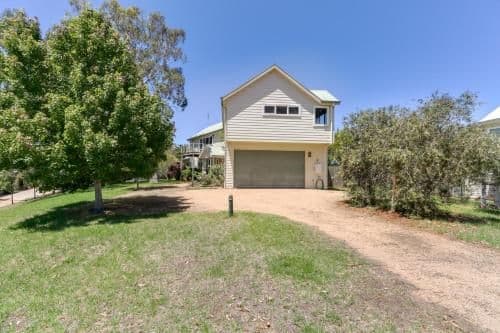 Four-Bedroom Holiday Home