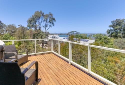 Four-Bedroom Holiday Home