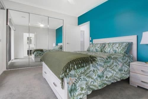 Three-Bedroom Holiday Home 