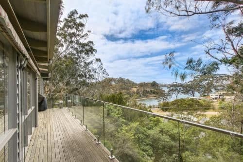 Three-Bedroom Holiday Home 