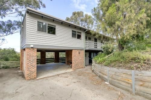 Three-Bedroom Holiday Home 