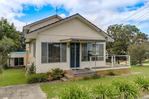 Three-Bedroom Holiday Home 