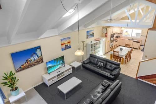 Apartment with Sea View - Split Level