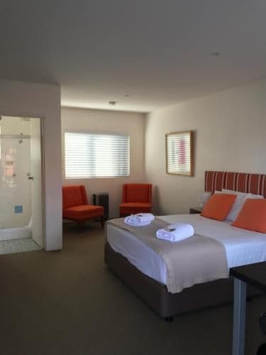 Standard Queen Room