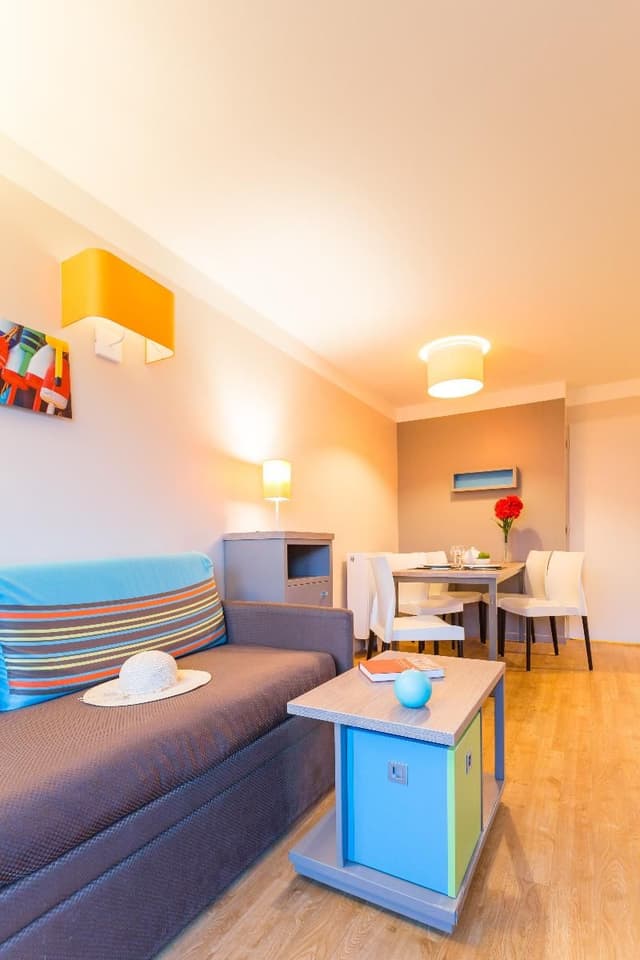 APARTMENT CAPACITY 7
