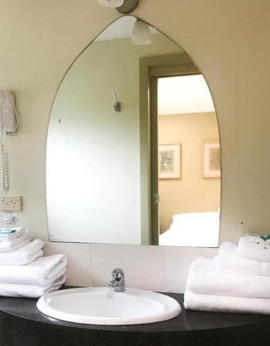 Deluxe Suite with Spa Bath