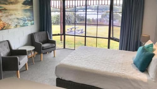 Family Room with Garden View