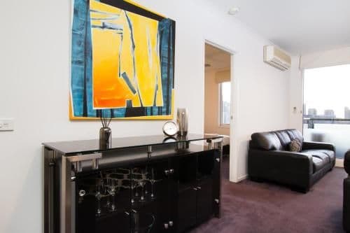 Deluxe Two-Bedroom Apartment