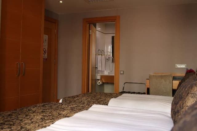 JUNIOR SUITE WITH DOUBLE BED