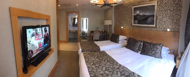 JUNIOR SUITE WITH DOUBLE BED