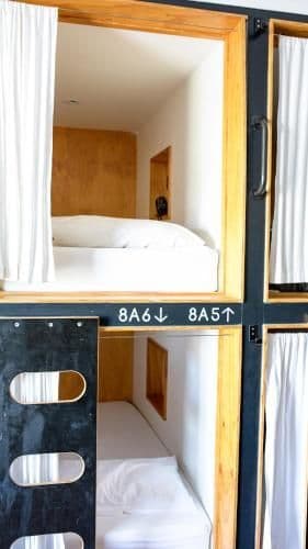 Single Bed in Mixed Dormitory Room