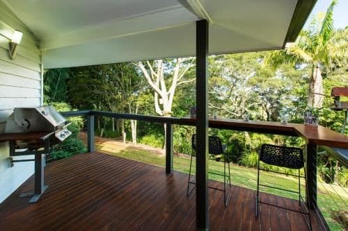Large Cottage with Spa Bath