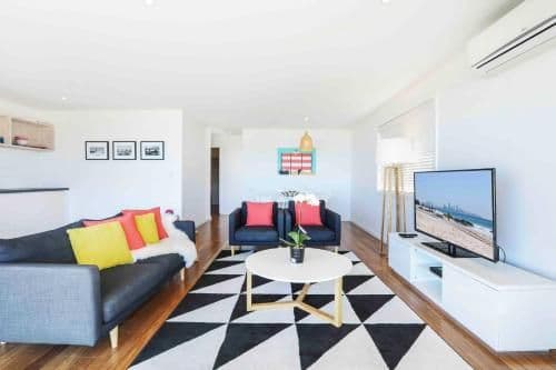 Deluxe Two-Bedroom Apartment With Balcony - Ocean View