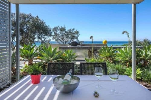 Deluxe Two-Bedroom Apartment With Balcony - Ocean View