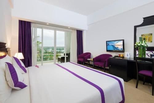 Deluxe River View