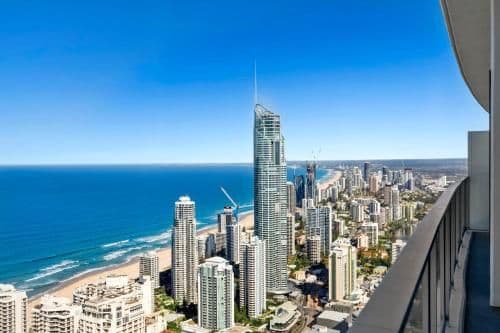 Four-Bedroom Apartment - Sub Penthouse
