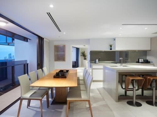 Four Bedroom Sub-Penthouse Apartment with Ocean View