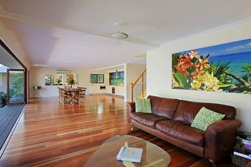 Seven-Bedroom House