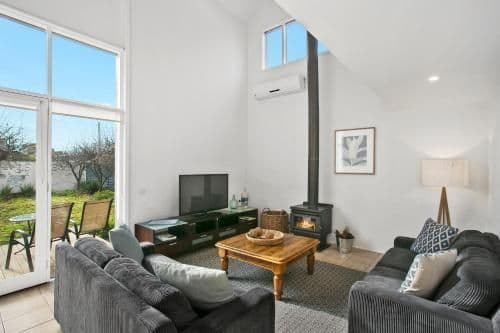 Large Garden Apartment