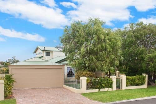 Four-Bedroom Holiday Home