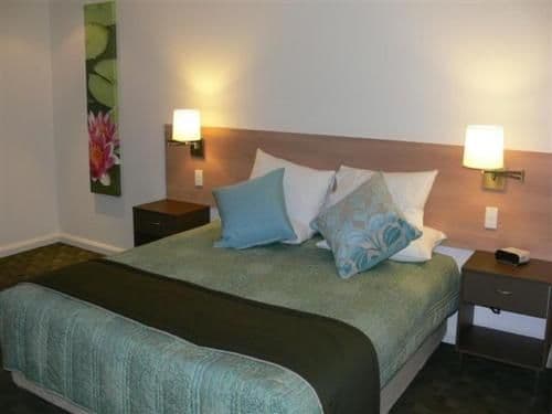 Executive King Room with Spa Bath
