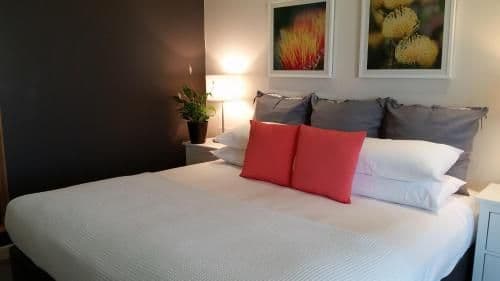 Standard Queen Suite