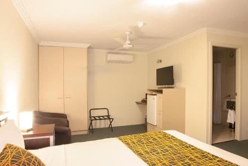 Executive Easy Access Room