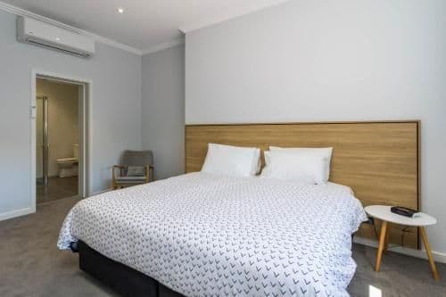 Open Plan Suite