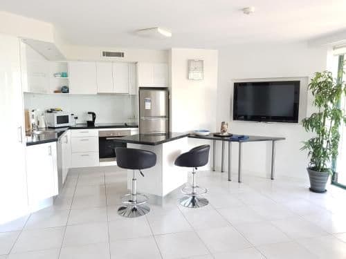 Excellsior One-Bedroom Superior Apartment