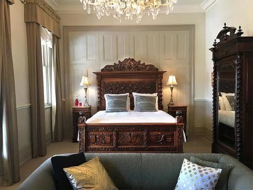 King Room with Balcony