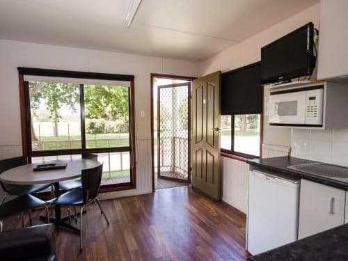 One-Bedroom Cabin